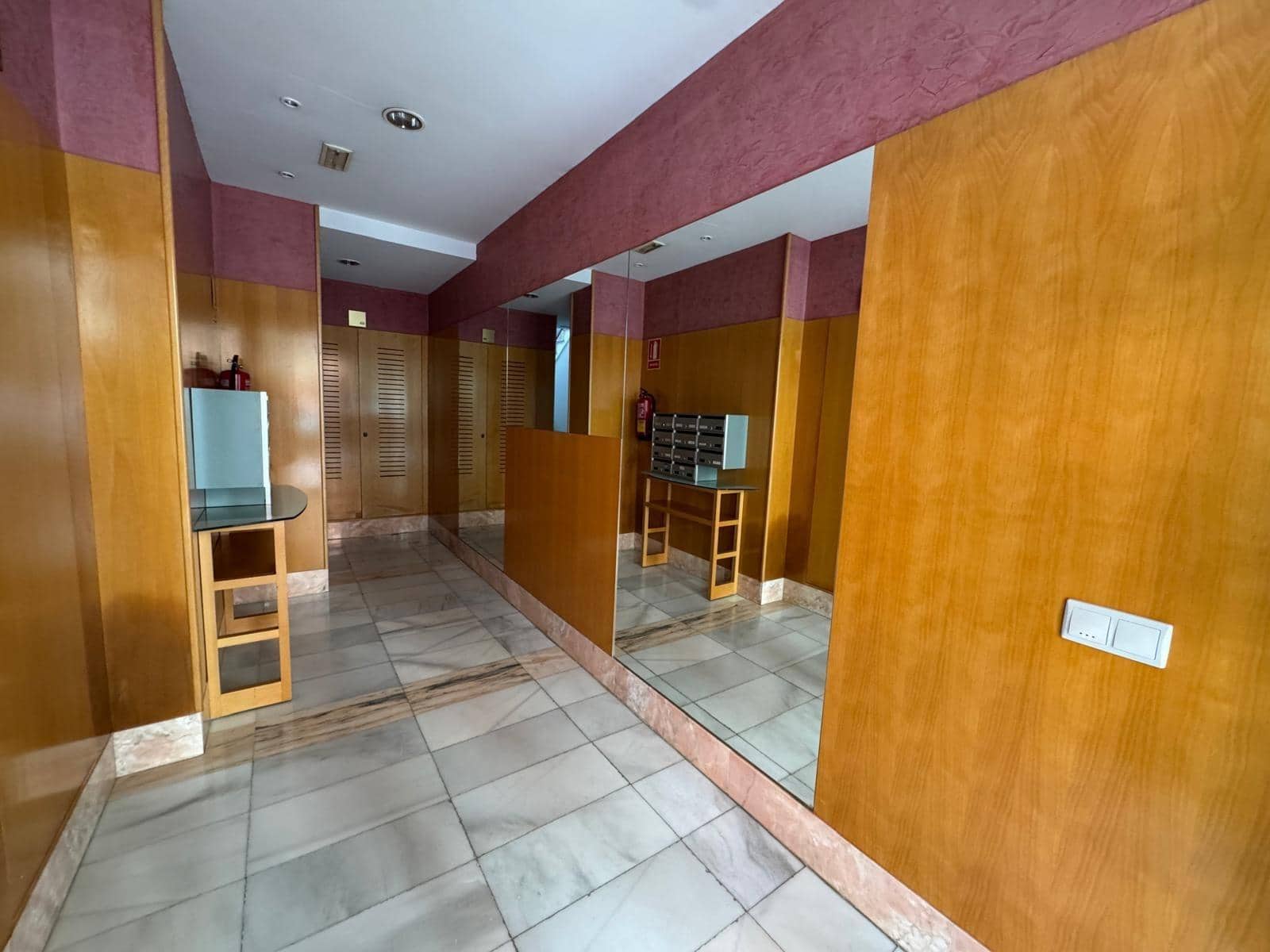 2 slaapkamer Appartement te koop in Almeria stad - € 200.000 (Ref: 9519138)