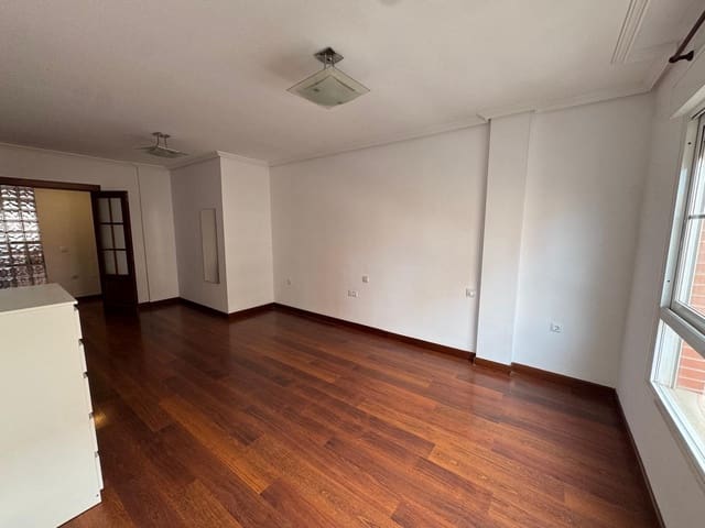 2 slaapkamer Appartement te koop in Almería stad - € 200.000 (Ref: 9519138)
