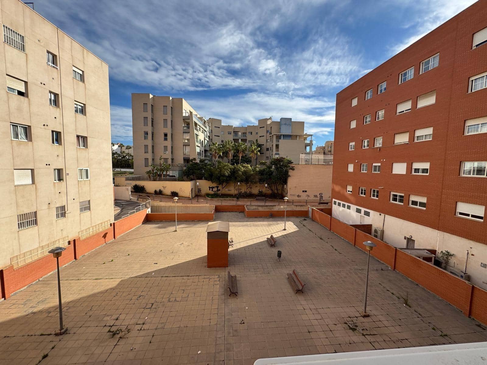 2 slaapkamer Appartement te koop in Almeria stad - € 200.000 (Ref: 9519138)
