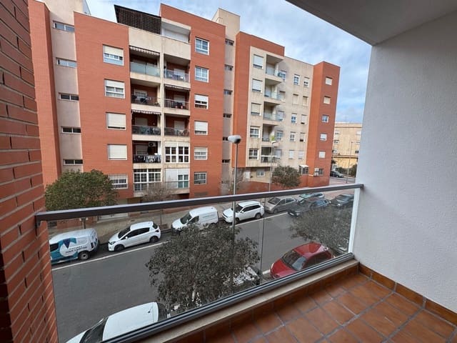 2 slaapkamer Appartement te koop in Almería stad - € 200.000 (Ref: 9519138)