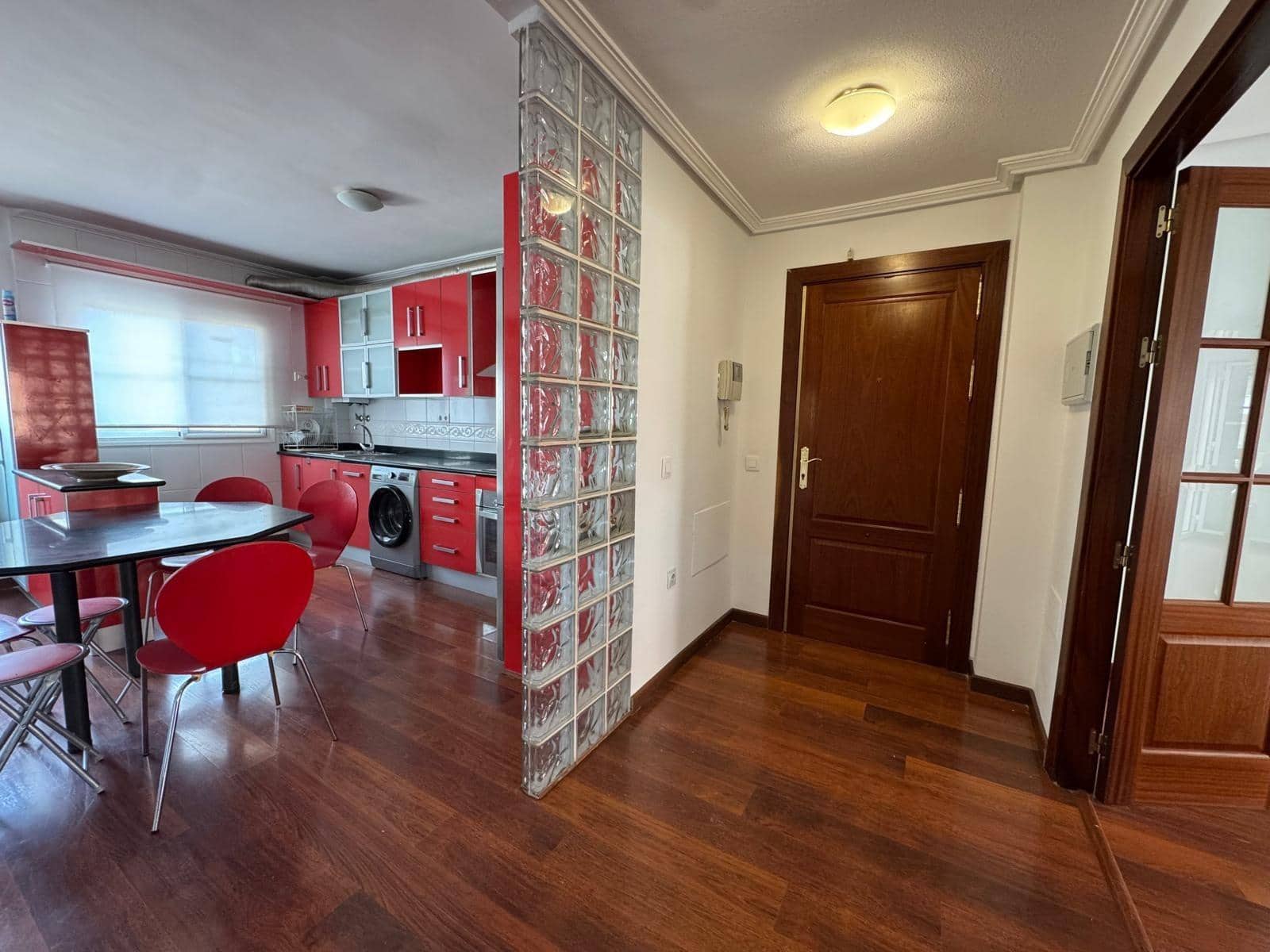 2 slaapkamer Appartement te koop in Almeria stad - € 200.000 (Ref: 9519138)