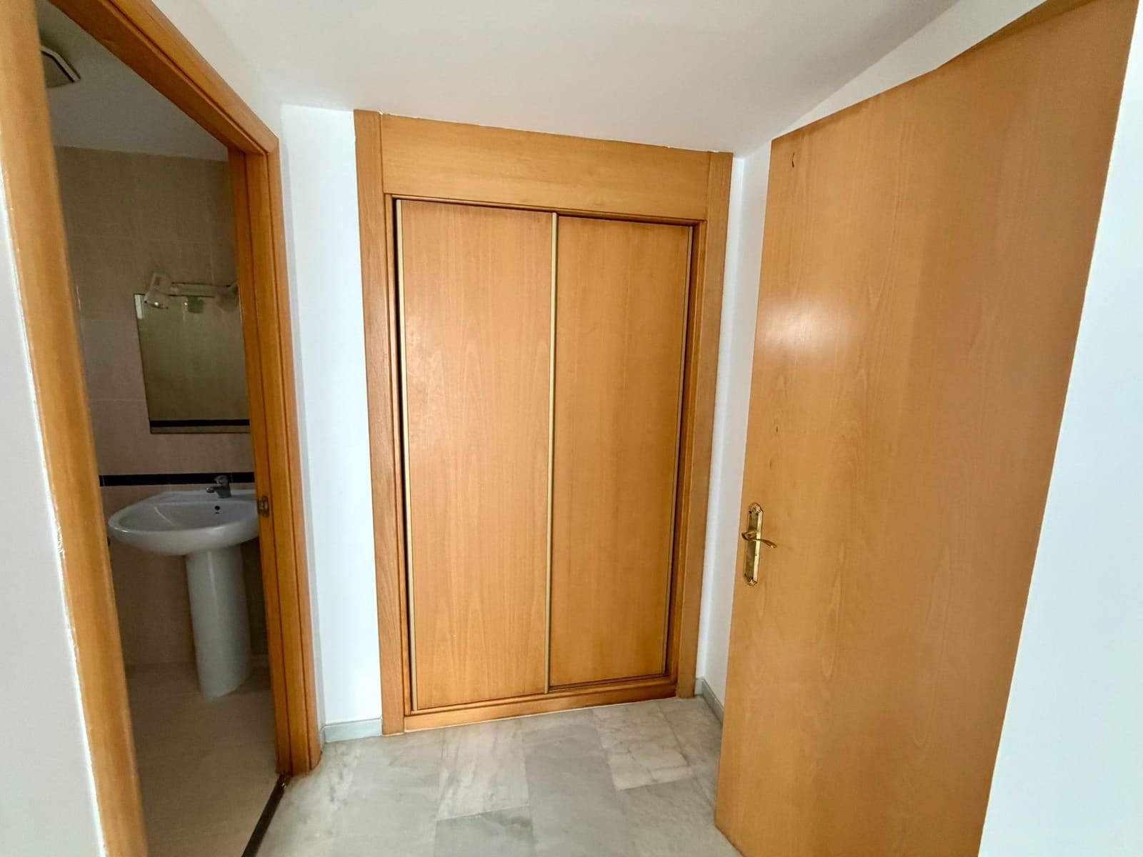 4 sovrum Villa till salu i Almeria stad med pool - 310 000 € (Ref: 9533892)