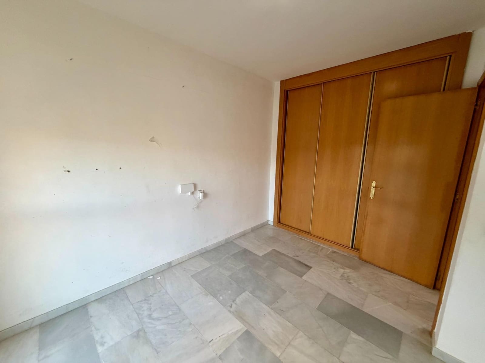 4 sovrum Villa till salu i Almeria stad med pool - 310 000 € (Ref: 9533892)