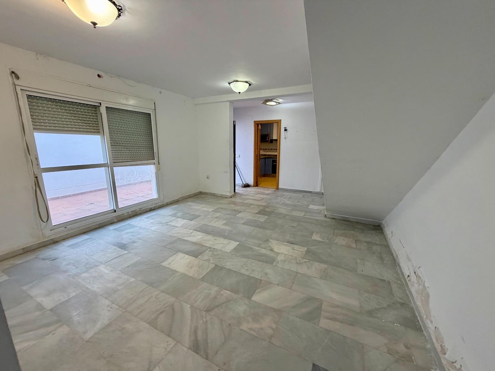 4 sovrum Villa till salu i Almeria stad med pool - 310 000 € (Ref: 9533892)