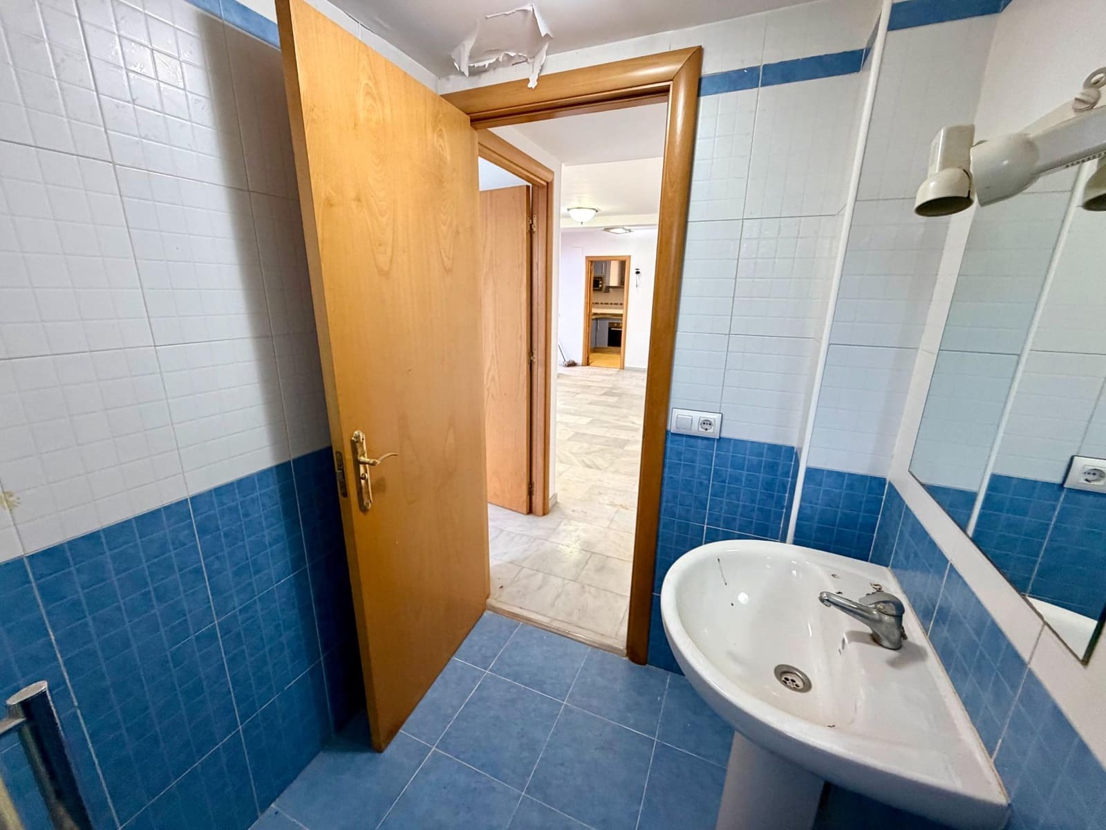 4 sovrum Villa till salu i Almeria stad med pool - 310 000 € (Ref: 9533892)