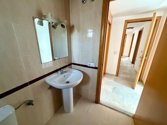 4 sovrum Villa till salu i Retamar, Almería stad med pool - 310 000 € (Ref: 9533892)