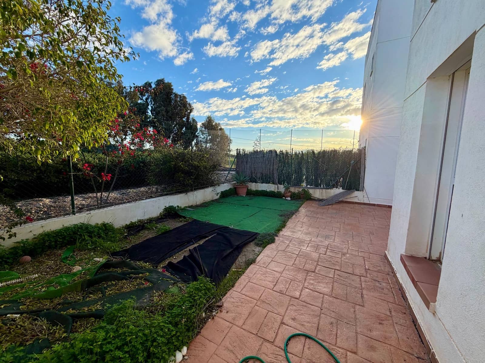 4 sovrum Villa till salu i Almeria stad med pool - 310 000 € (Ref: 9533892)