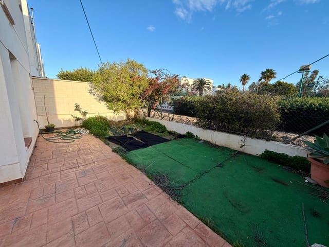 4 sovrum Villa till salu i Retamar, Almería stad med pool - 310 000 € (Ref: 9533892)
