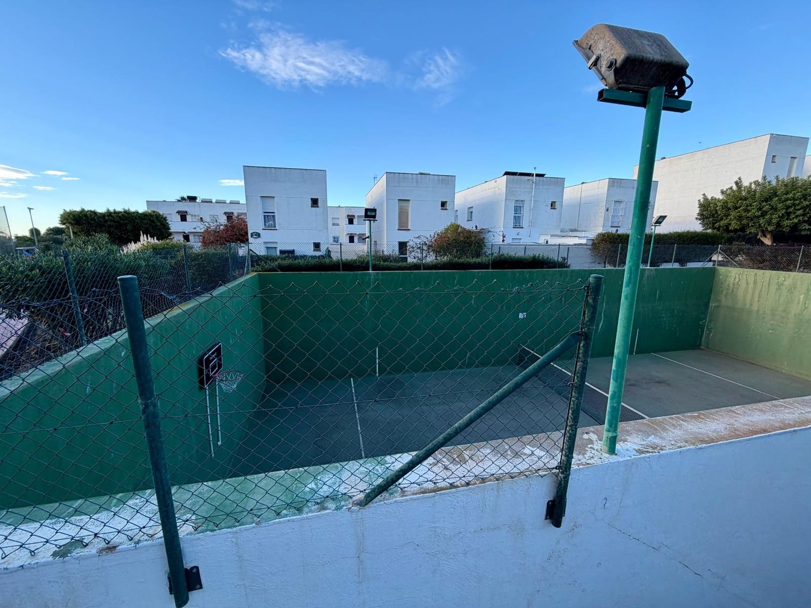 4 sovrum Villa till salu i Almeria stad med pool - 310 000 € (Ref: 9533892)