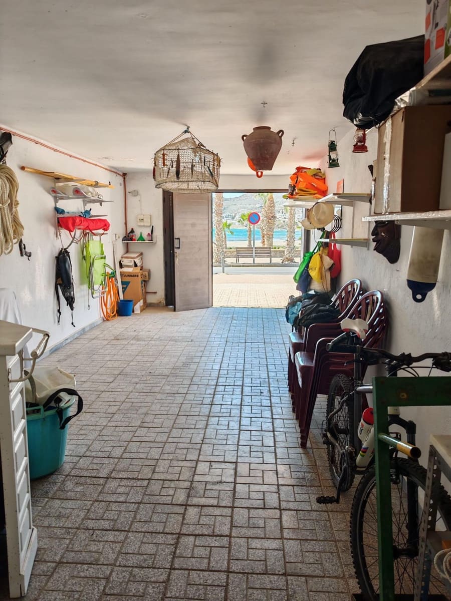 Commercial for sale in San Jose - € 249,000 (Ref: 9551859)