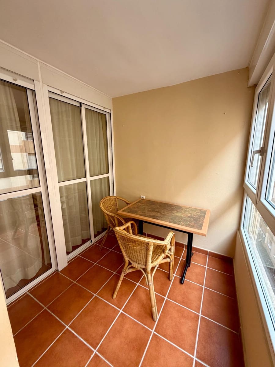 3 bedroom Flat for sale in Almeria city - € 219,000 (Ref: 9591507)