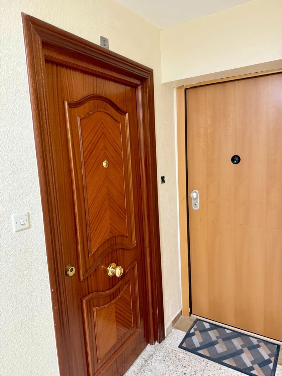 3 bedroom Flat for sale in Almeria city - € 219,000 (Ref: 9591507)