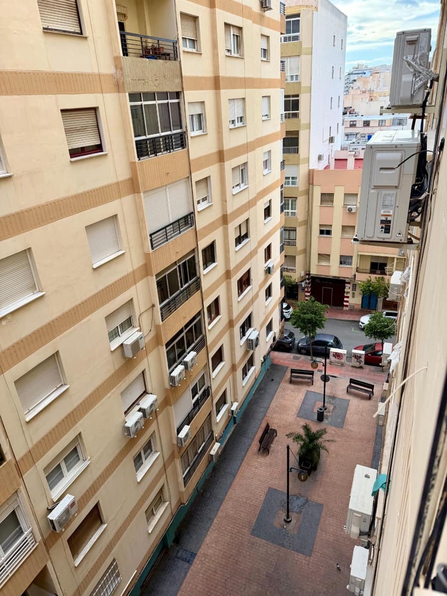 3 bedroom Flat for sale in Almeria city - € 219,000 (Ref: 9591507)