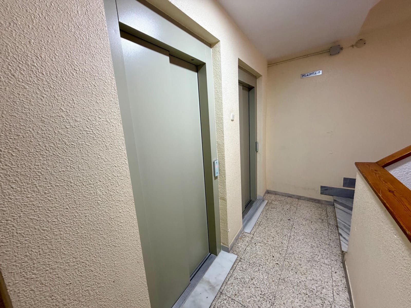 3 bedroom Flat for sale in Almeria city - € 219,000 (Ref: 9591507)