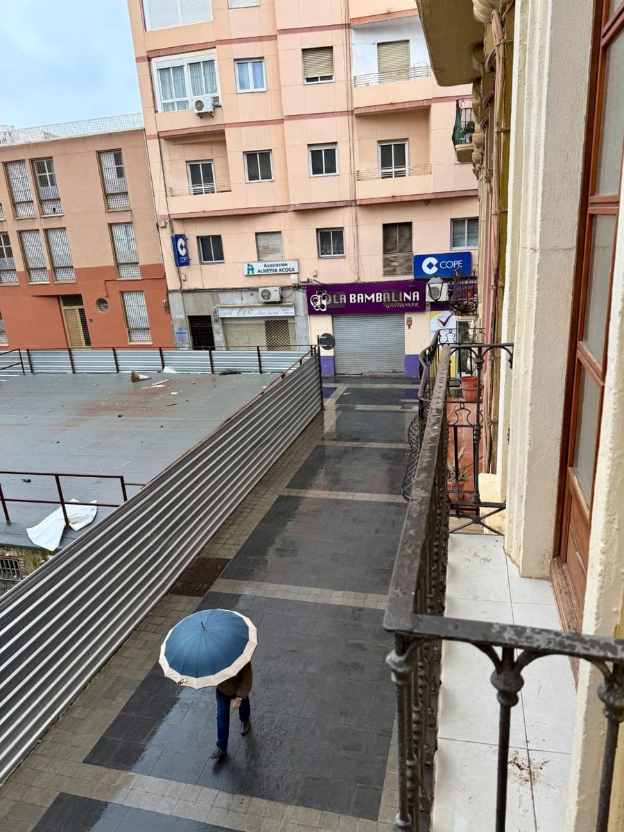 Adosado de 4 habitaciones en Almería ciudad en venta - 375.000 € (Ref: 9601251)