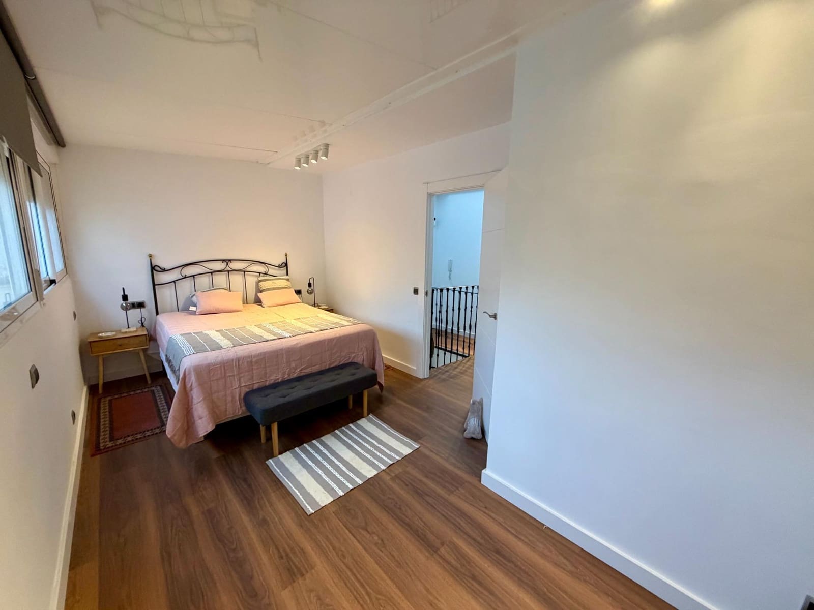 Adosado de 4 habitaciones en Almería ciudad en venta - 375.000 € (Ref: 9601251)