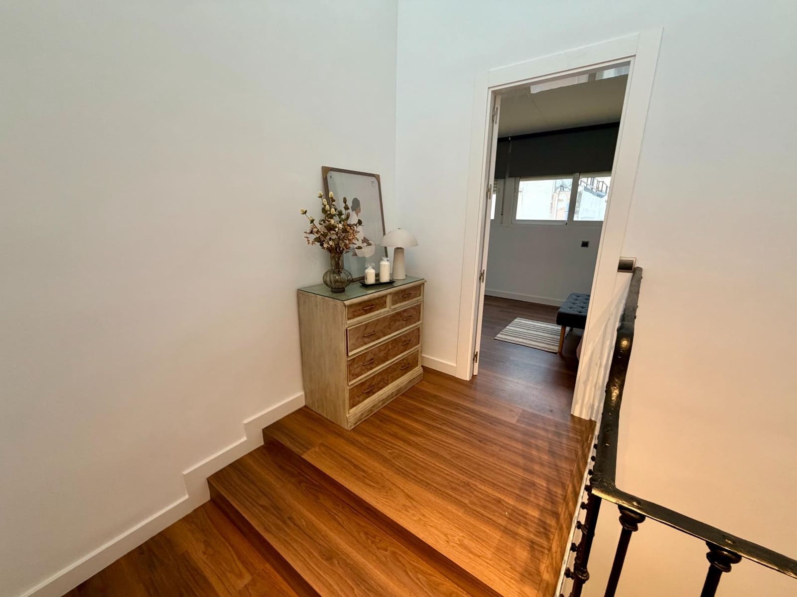 Adosado de 4 habitaciones en Almería ciudad en venta - 375.000 € (Ref: 9601251)