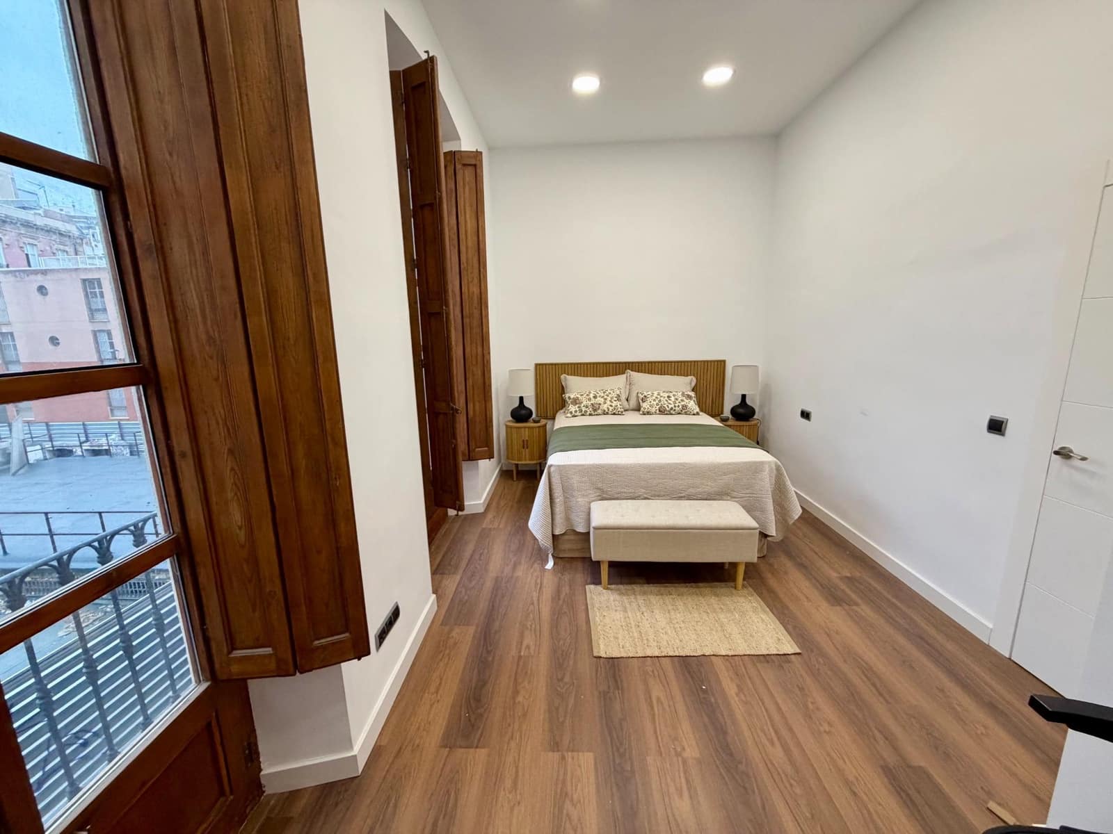 Adosado de 4 habitaciones en Almería ciudad en venta - 375.000 € (Ref: 9601251)