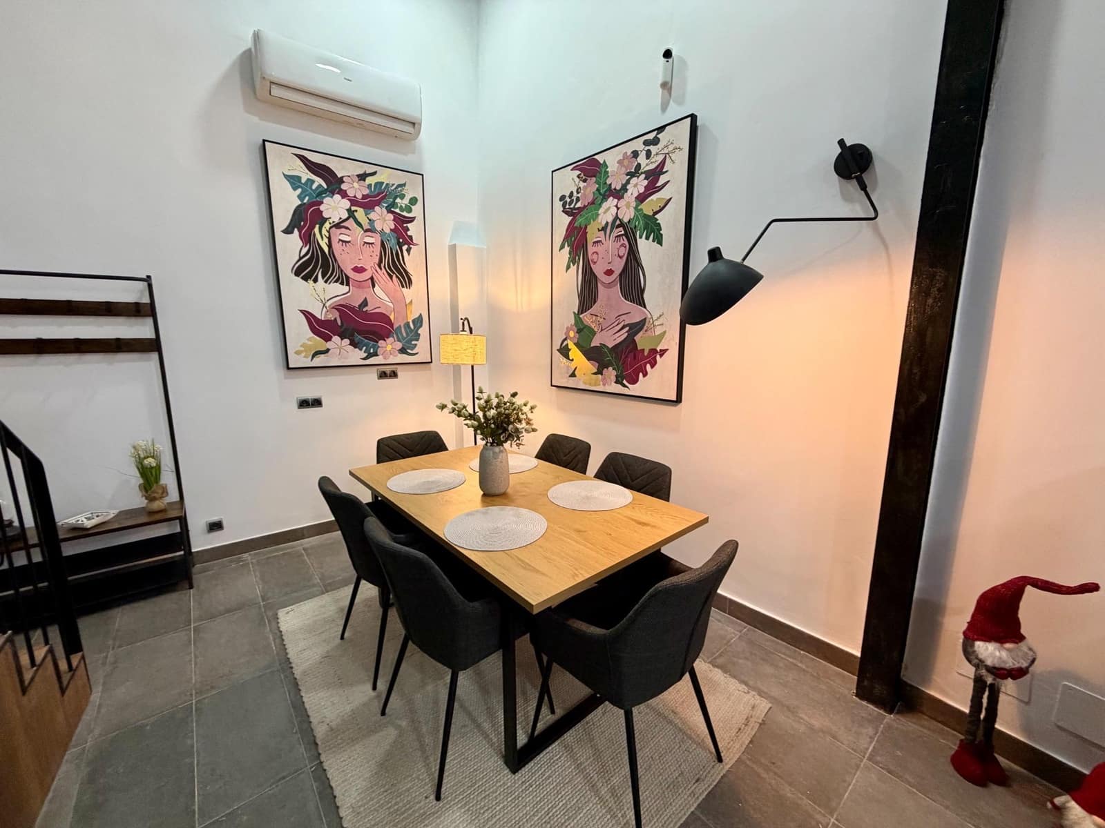 Adosado de 4 habitaciones en Almería ciudad en venta - 375.000 € (Ref: 9601251)