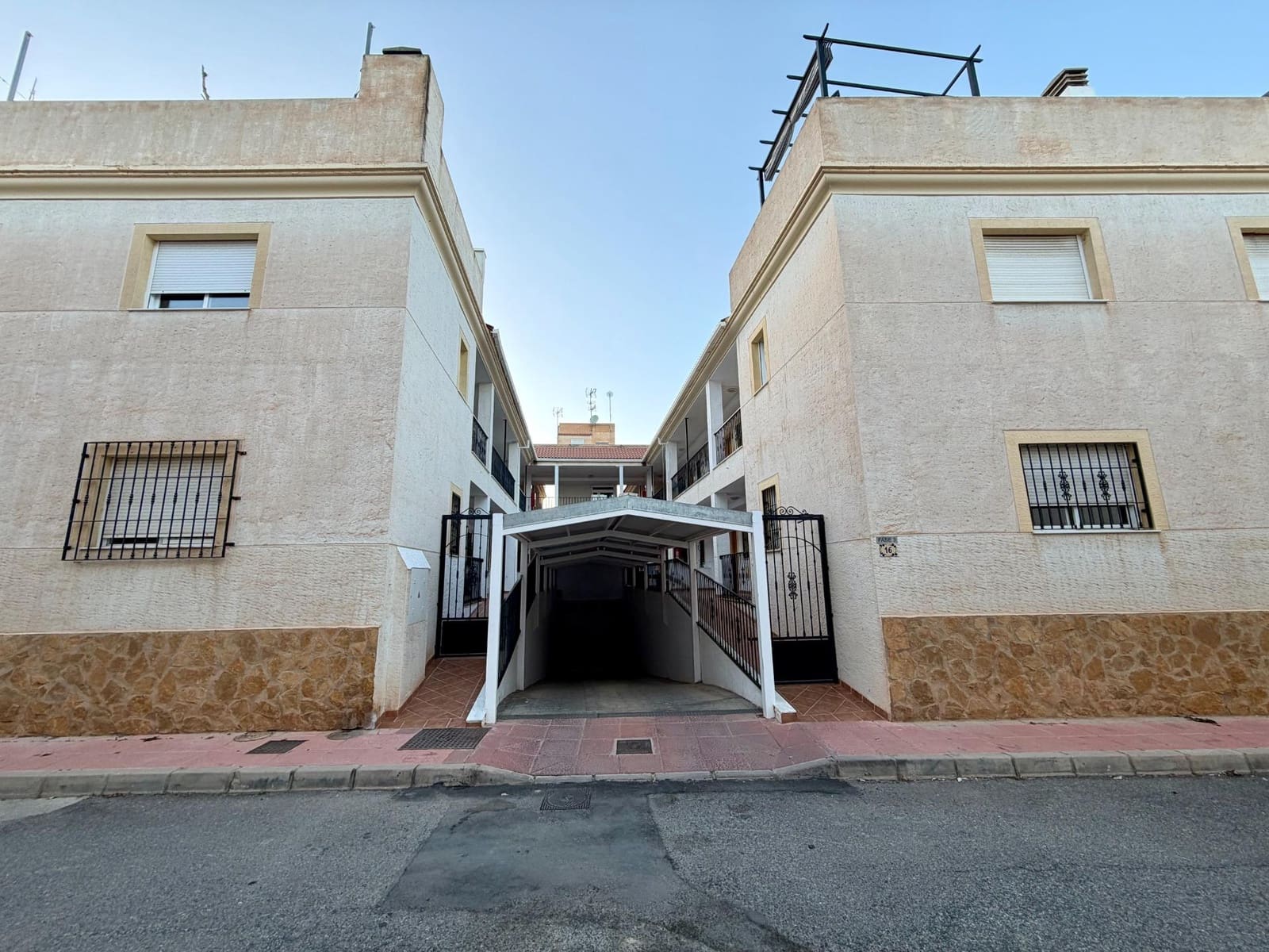 2 sovrum Lägenhet till salu i Illar - 79 900 € (Ref: 9619473)