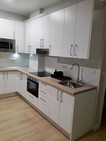 Lejlighed til leje i Barrio Alto - San Félix - Oliveros - Altamira, Almería by - € 500 (Ref: 9621826)