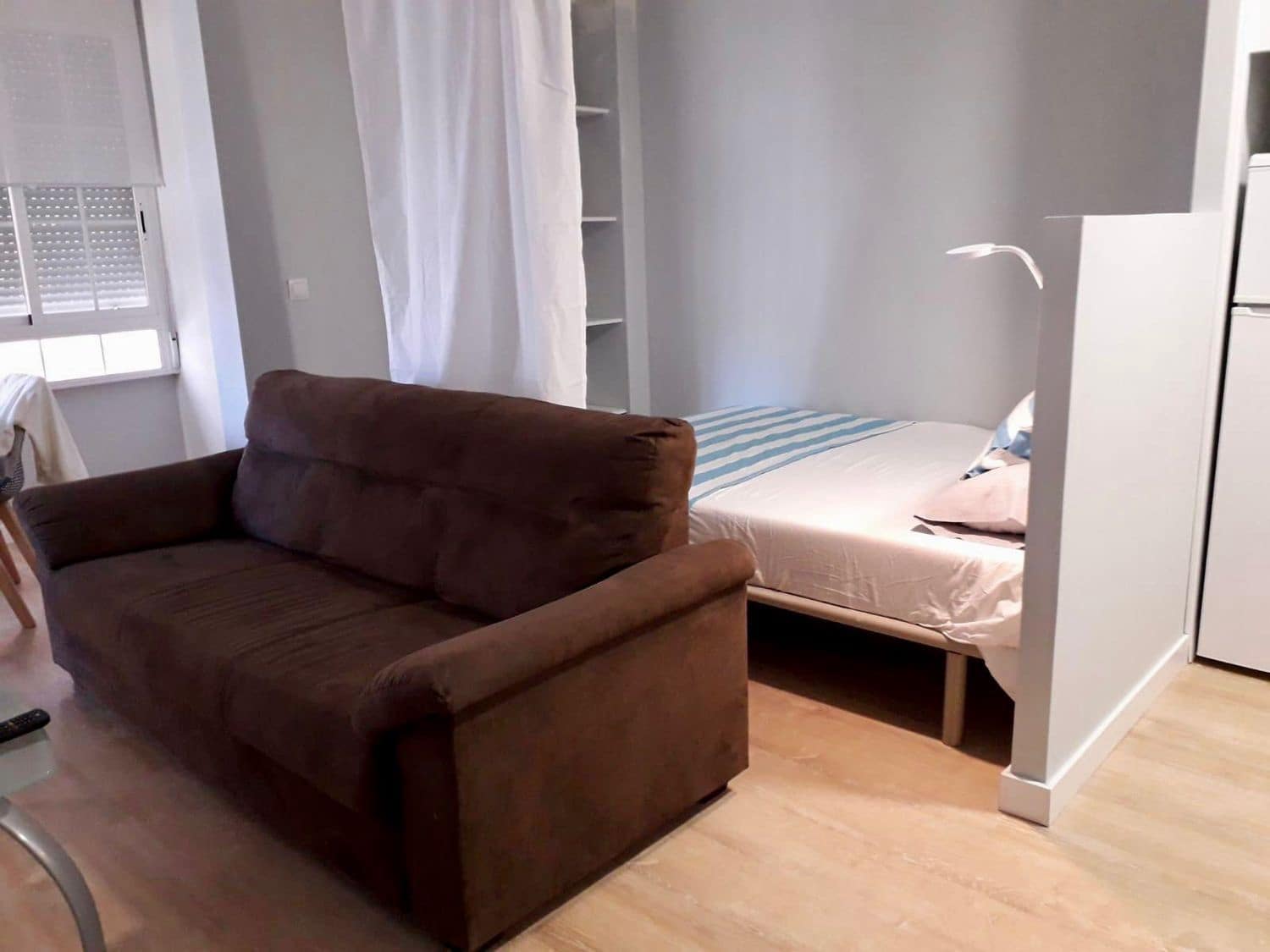 Lejlighed til leje i Almeria by - € 500 (Ref: 9621826)