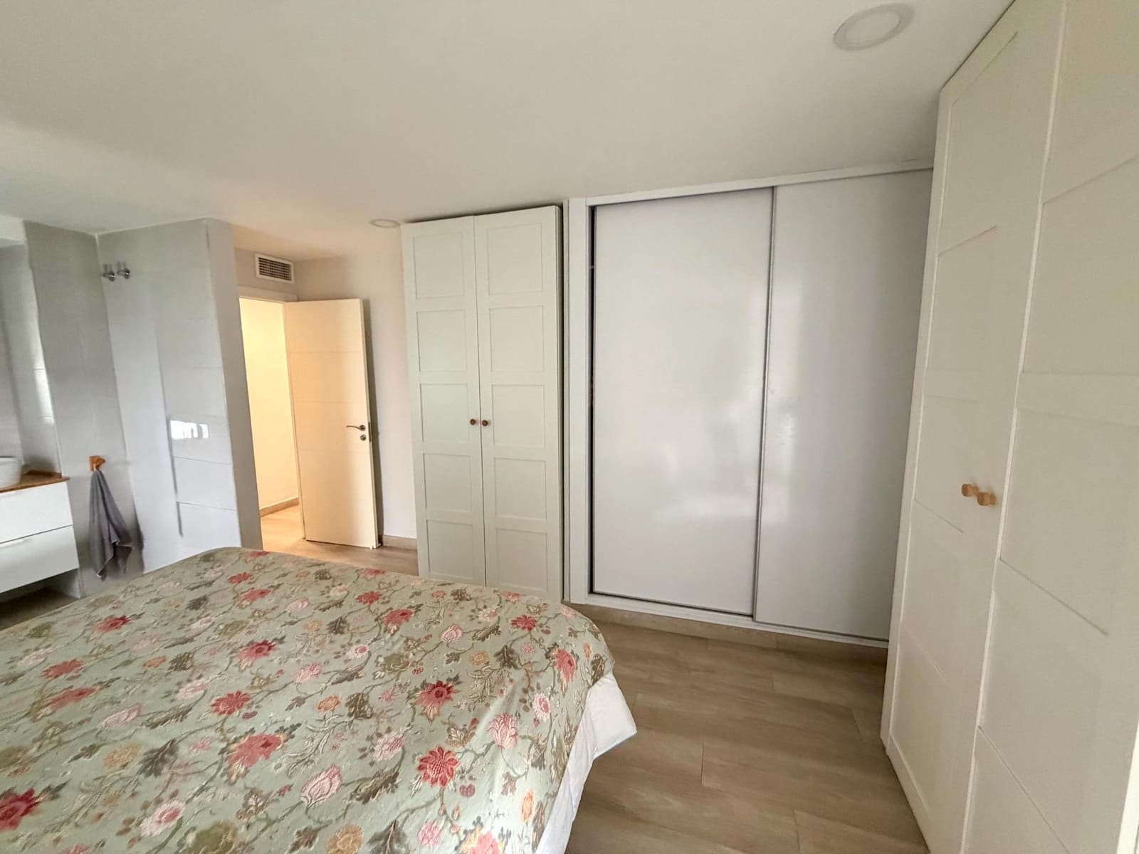 Piso de 3 habitaciones en Aguadulce (Almeria) en venta con piscina - 350.000 € (Ref: 9656254)