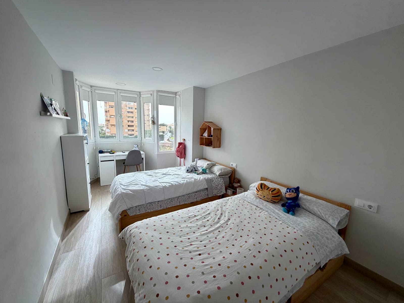 Piso de 3 habitaciones en Aguadulce (Almeria) en venta con piscina - 350.000 € (Ref: 9656254)