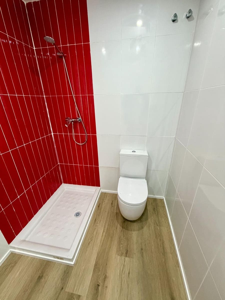 2 sovrum Lägenhet till salu i Almeria stad - 214 999 € (Ref: 9656255)