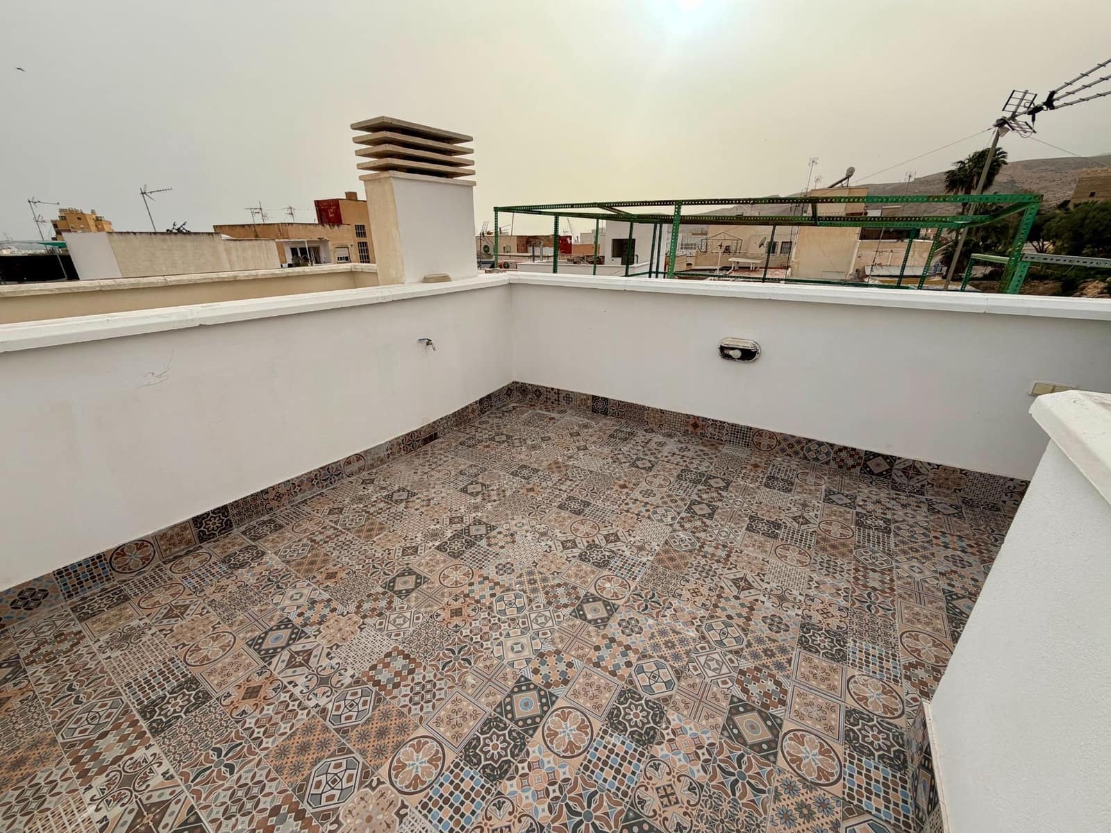 2 sovrum Lägenhet till salu i Almeria stad - 214 999 € (Ref: 9656255)