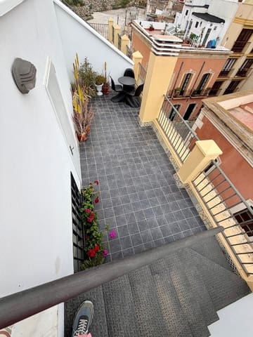 3 soverom Penthouse til salgs i Centro, Almería by - € 285 900 (Ref: 9770774)