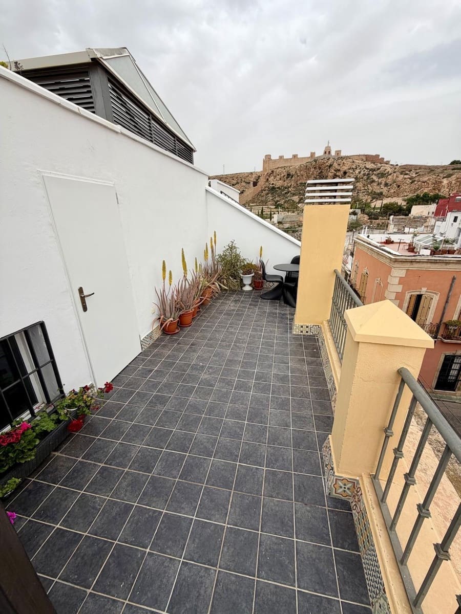 3 soverom Penthouse til salgs i Almeria by - € 285 900 (Ref: 9770774)