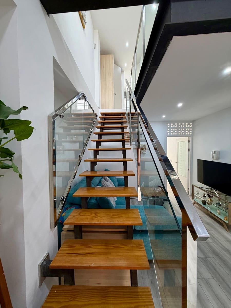 3 soverom Penthouse til salgs i Almeria by - € 285 900 (Ref: 9770774)