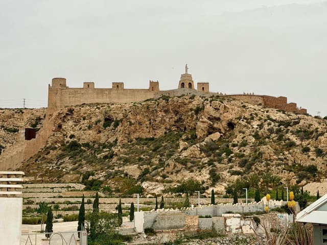 3 soverom Penthouse til salgs i Centro, Almería by - € 285 900 (Ref: 9770774)