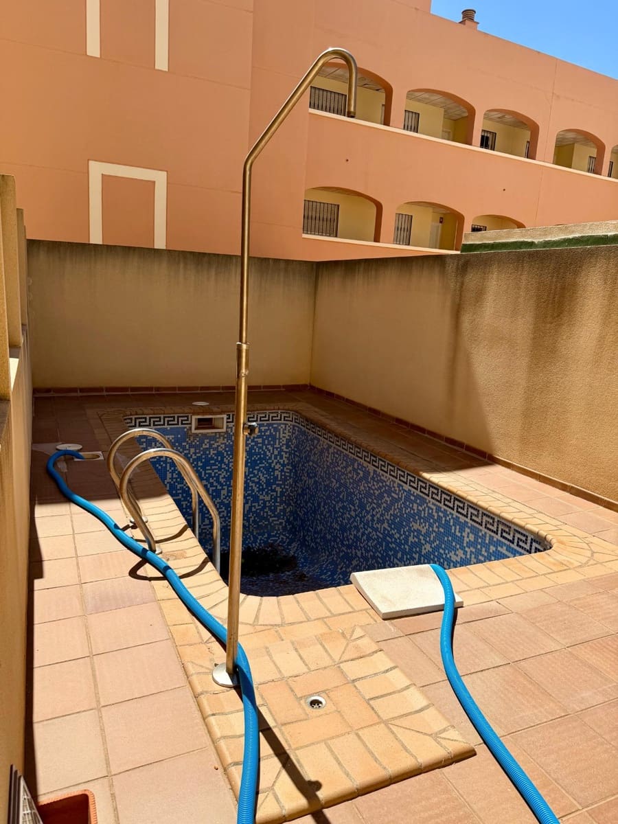 2 sovrum Lägenhet till salu i Aguadulce (Almeria) med pool - 180 000 € (Ref: 9785975)