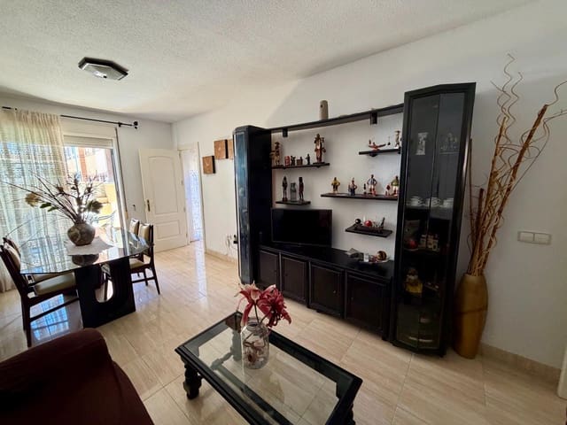 2 bedroom Apartment for sale in Aguadulce (Almeria), Roquetas de Mar with pool - € 180,000 (Ref: 9785975)