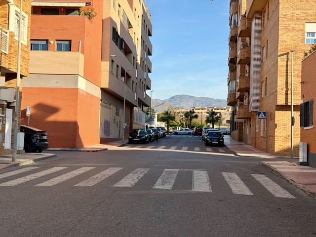 2 makuuhuone Omakotitalo myytävänä paikassa Aguadulce (Almeria), Roquetas de Mar - 369 000 € (Ref: 9785977)