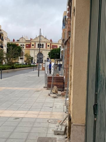 Villa te koop in Almería stad - € 179.000 (Ref: 9816008)