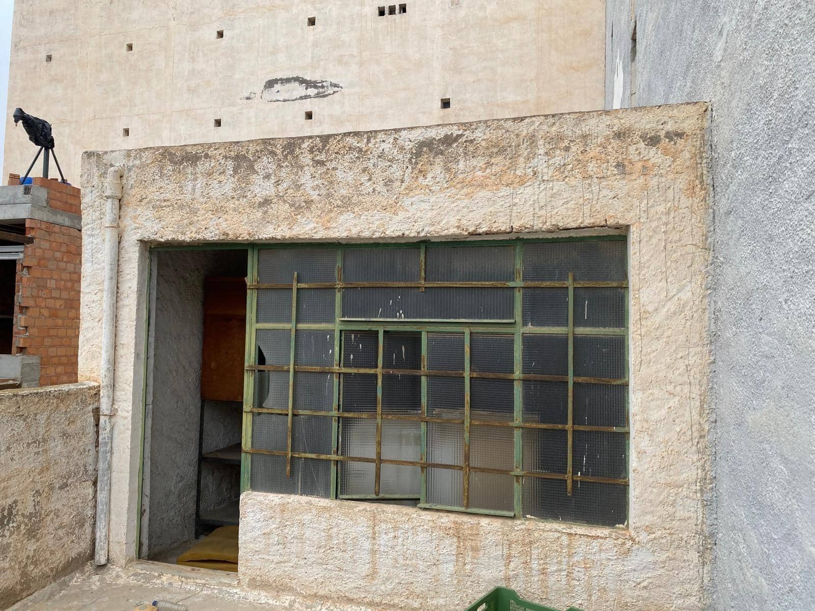 Villa te koop in Almeria stad - € 179.000 (Ref: 9816008)