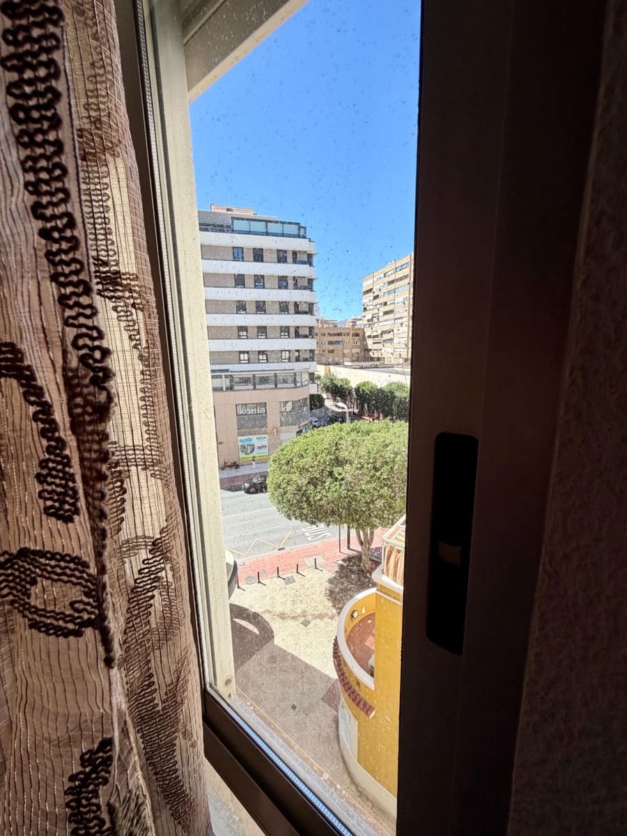3 soveværelse Lejlighed til salg i Almeria by - € 294.000 (Ref: 9865360)