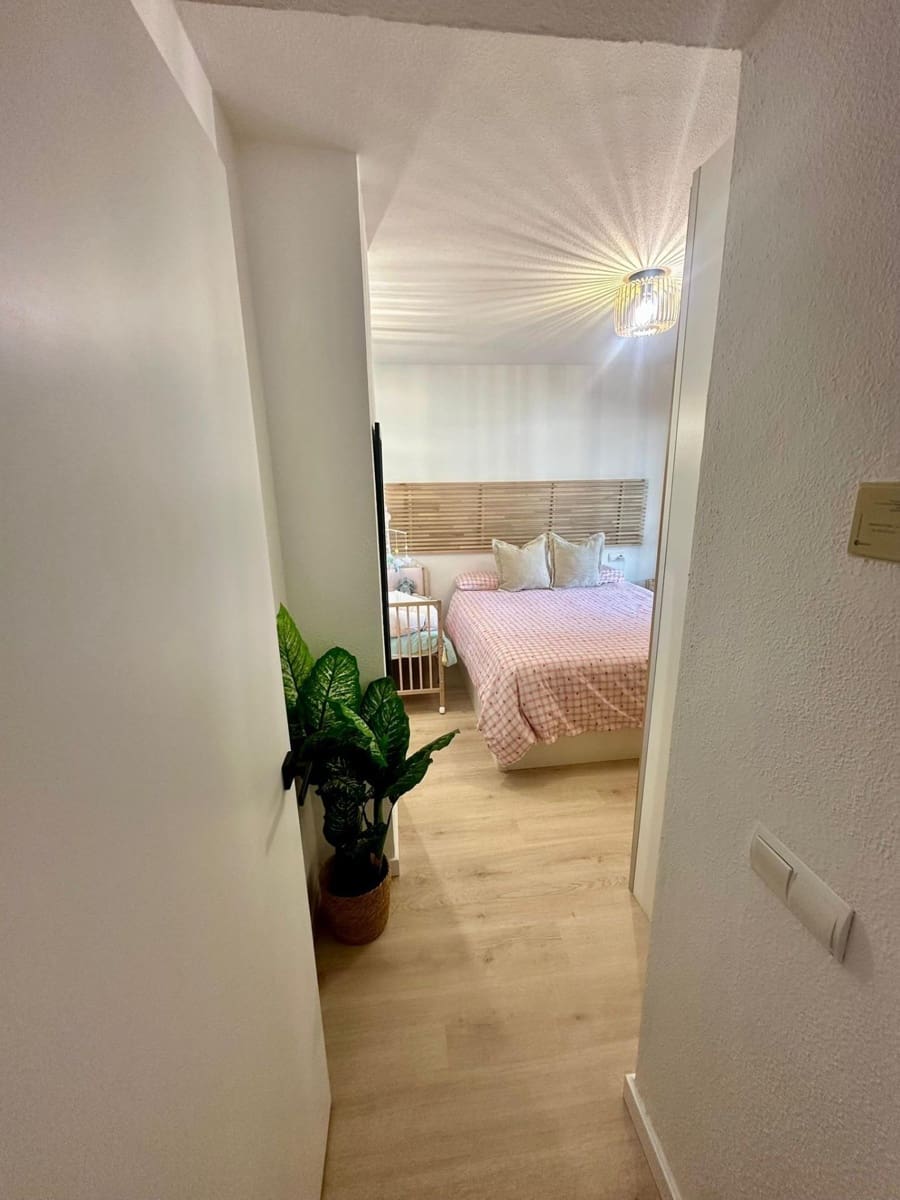 2 slaapkamer Penthouse te koop in Aguadulce (Almeria) met zwembad - € 240.000 (Ref: 9870254)