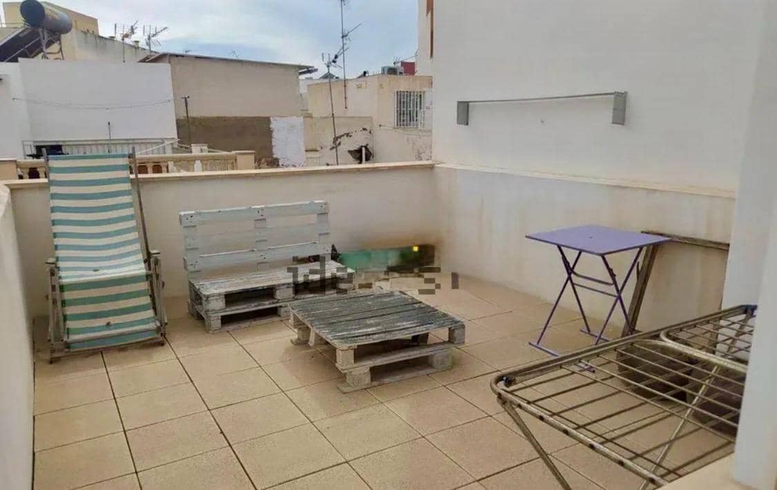 3 makuuhuone Huoneisto myytävänä paikassa Almeria kaupunki - 320 000 € (Ref: 9876582)