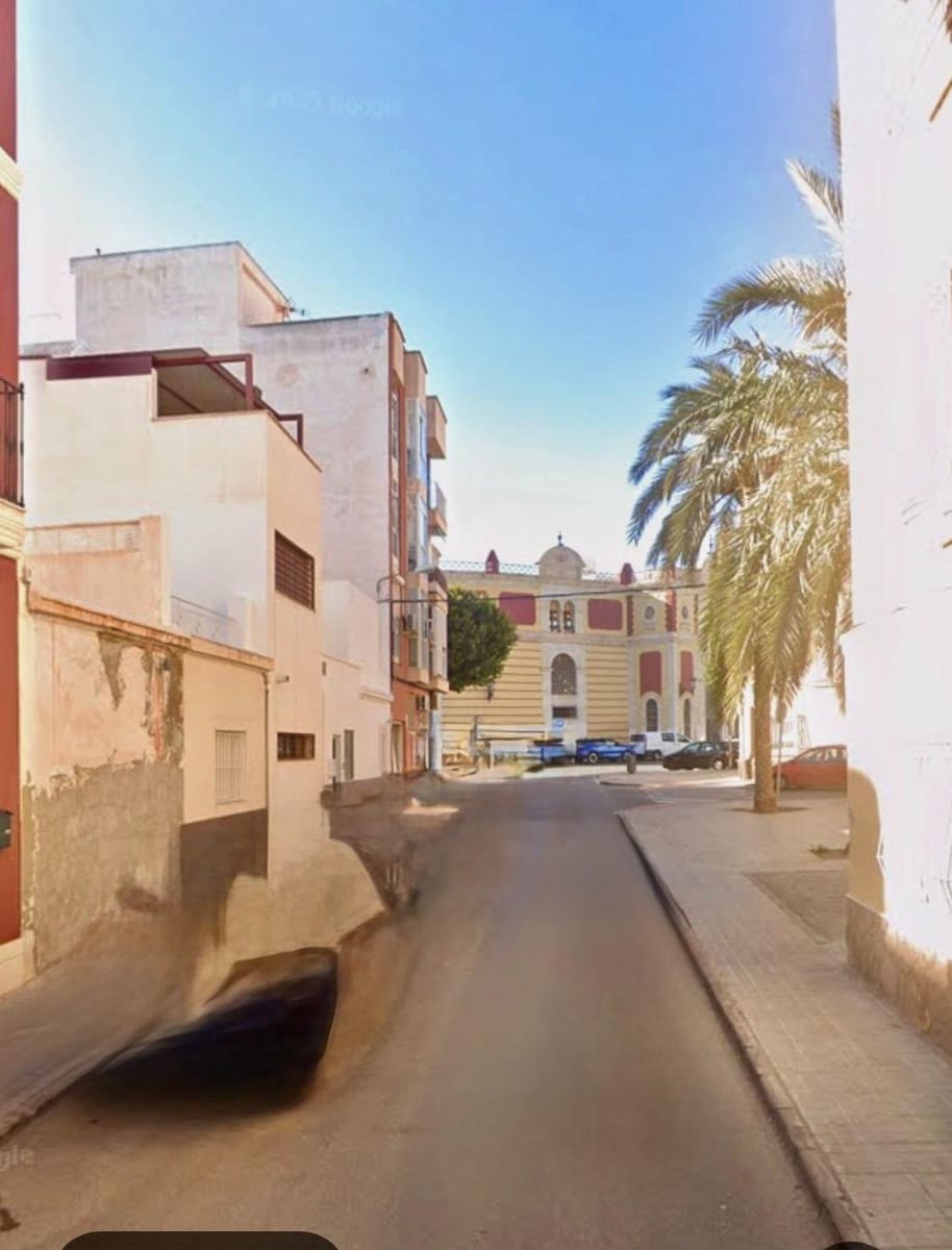 3 makuuhuone Huoneisto myytävänä paikassa Almeria kaupunki - 320 000 € (Ref: 9876582)