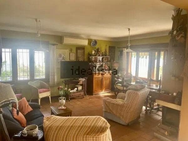 5 soveværelse Villa til salg i Almeria by med swimmingpool - € 890.000 (Ref: 9878997)