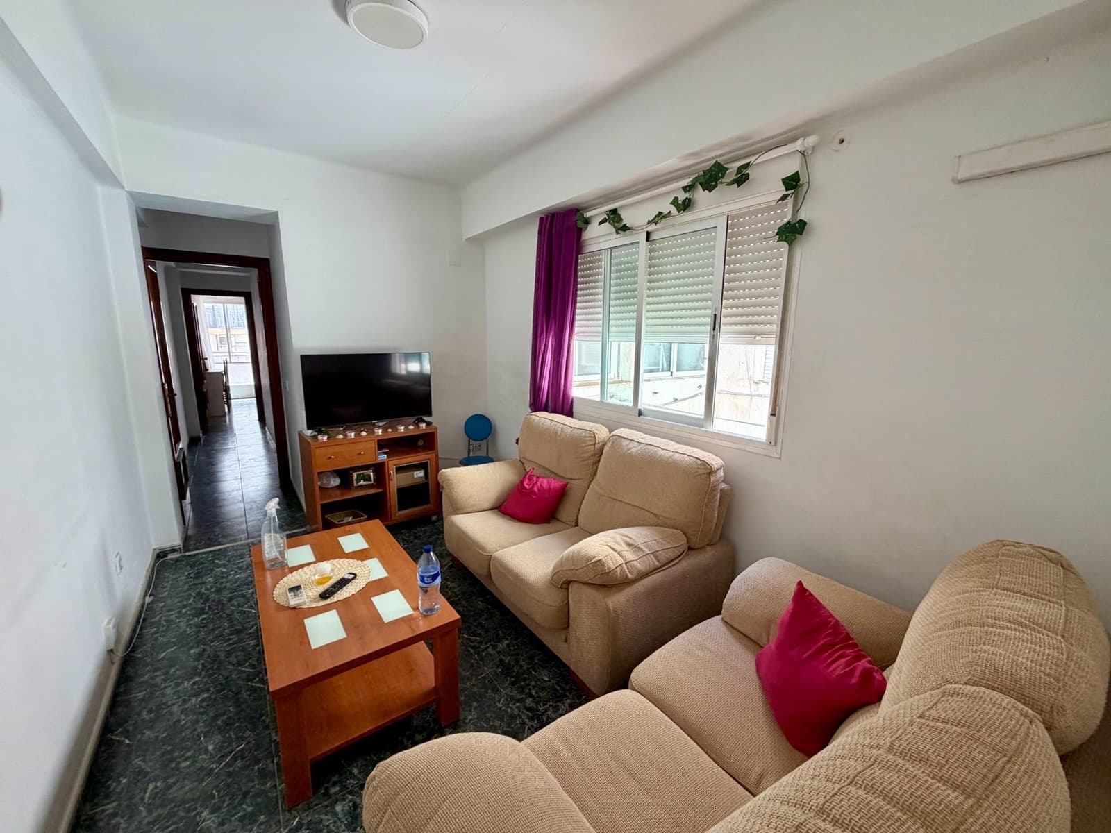 3 bedroom Flat for sale in Almeria city - € 99,000 (Ref: 9882046)
