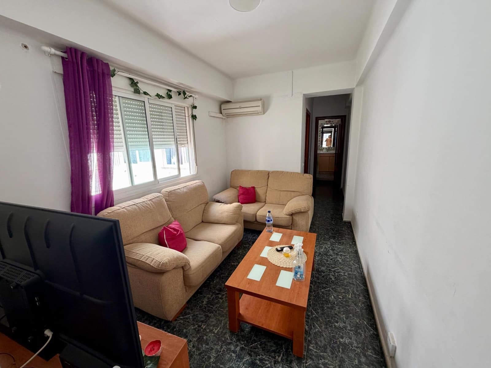 3 bedroom Flat for sale in Almeria city - € 99,000 (Ref: 9882046)
