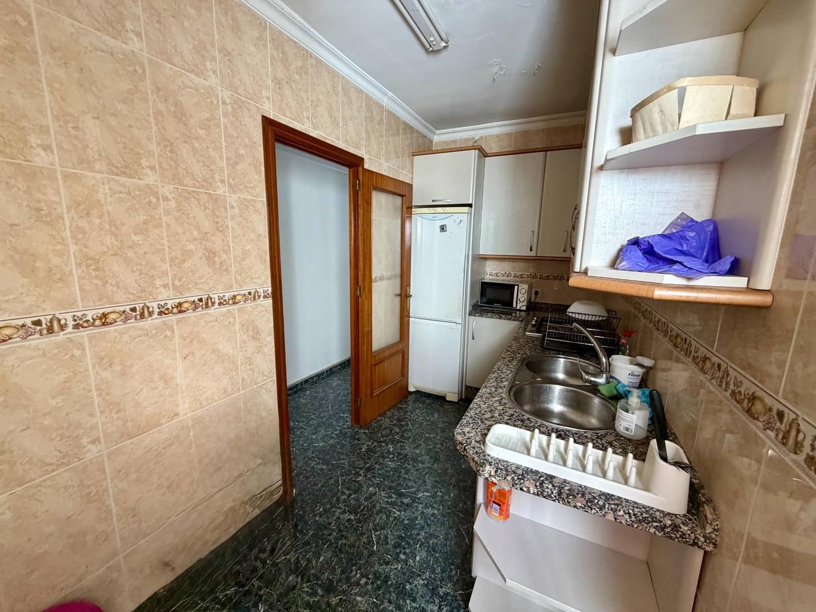 3 bedroom Flat for sale in Almeria city - € 99,000 (Ref: 9882046)