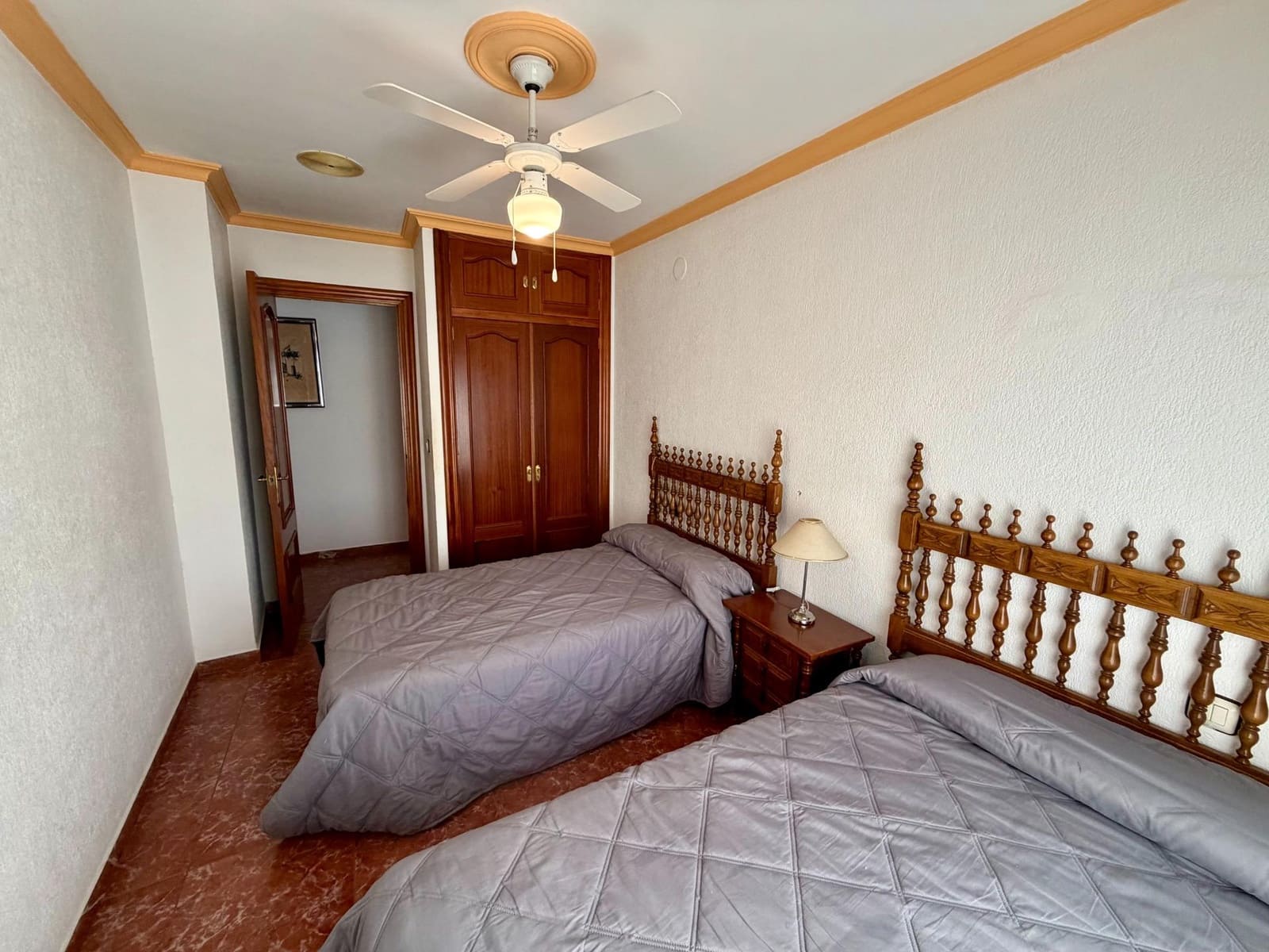 4 slaapkamer Flat te koop in Almeria stad - € 225.000 (Ref: 9894055)