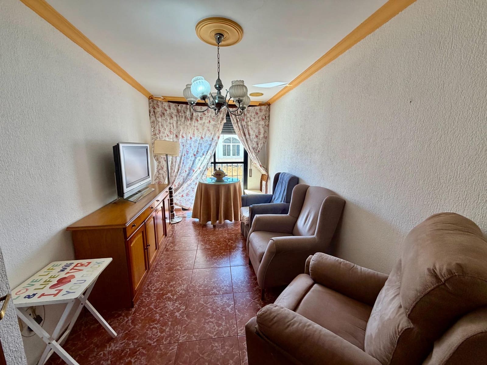4 slaapkamer Flat te koop in Almeria stad - € 225.000 (Ref: 9894055)