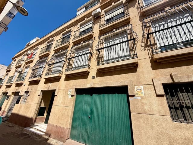 4 makuuhuone Asunto myytävänä paikassa Almería kaupunki - 225 000 € (Ref: 9894055)